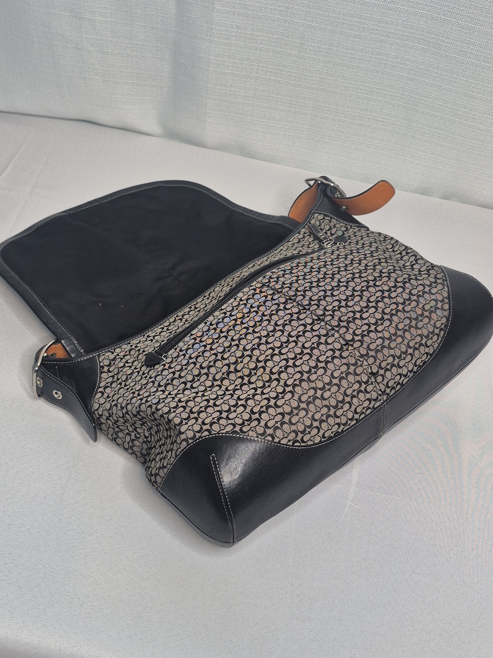 Coach Black and Gray cc Signature  Messenger Crossbody with Wristlet - Picture 7 of 16